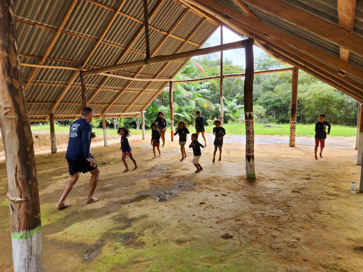 Capoeira in the Oca